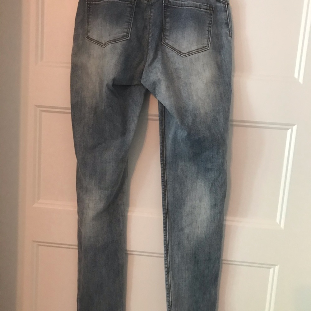 Excellent condition size small stretch - Picture 3 of 7